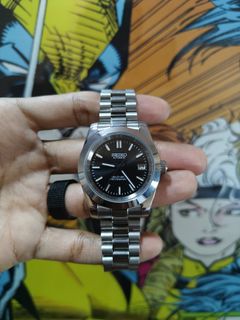(Category: ) located in . Submitted by hashvinnair9 (Listing ID 1298809224, Image 1). Description: .