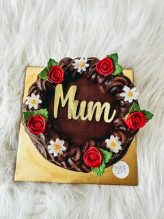 Mother's Day Collection 2024 Collection item 3