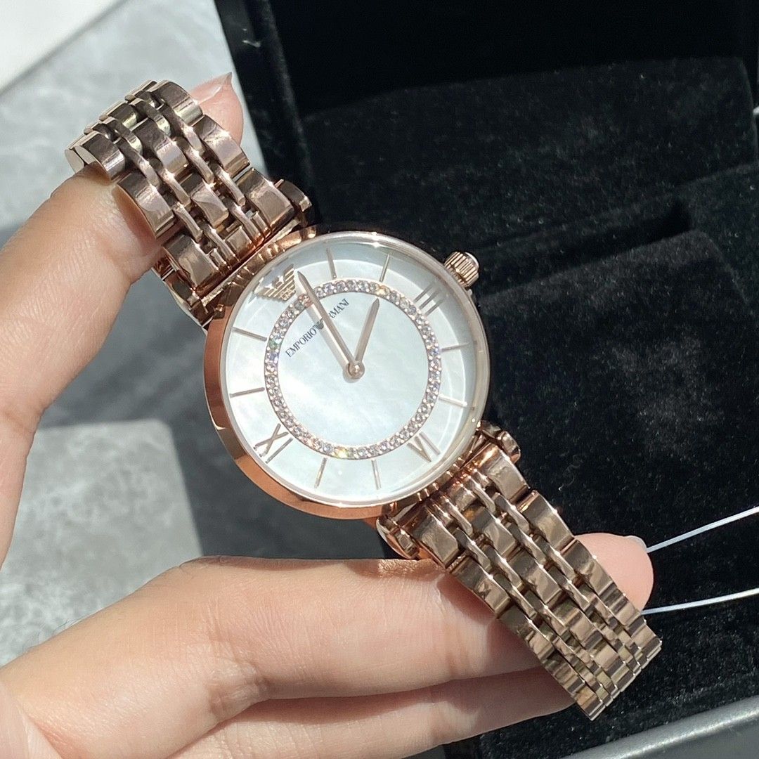 Armani 1909 shop
