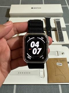 Apple Watch SE 2nd Gen. 44MM Silver Complete