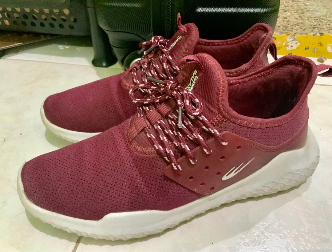 Ascendant World Balance Rubber Shoes Men s Fashion Footwear Sneakers on Carousell