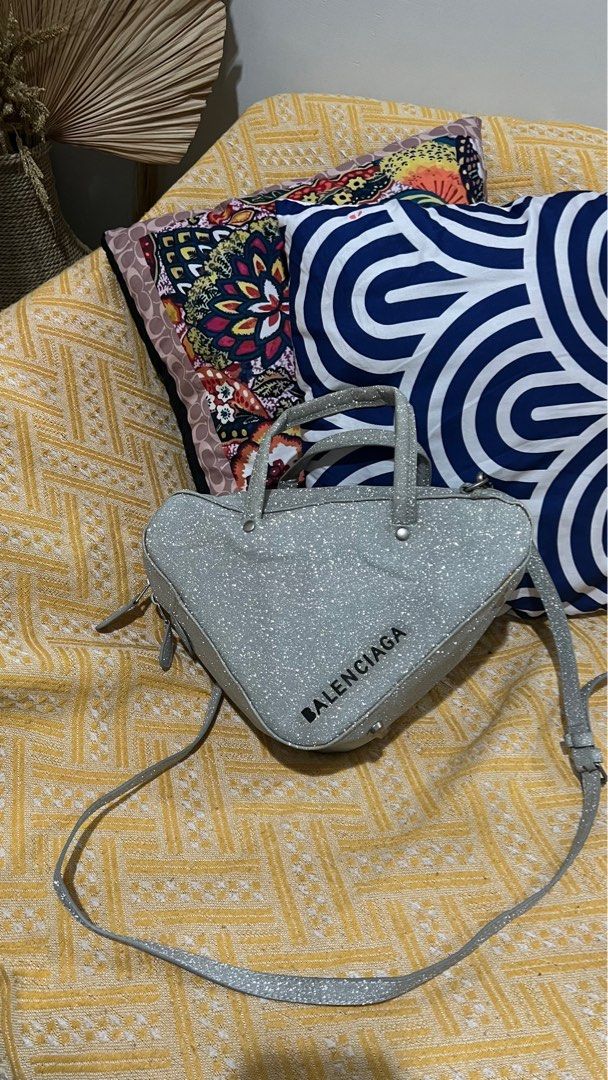 Balenciaga Triangle Duffle Glitter Sling Bag Barang Mewah Tas Dompet di Carousell