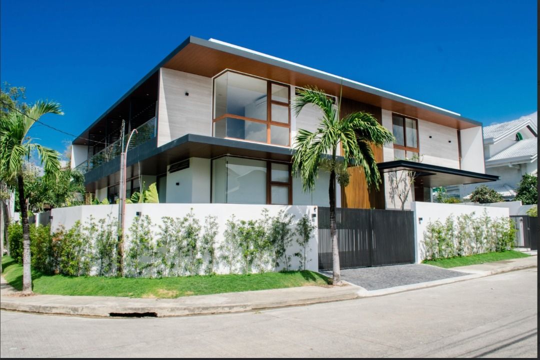 AYALA ALABANG BRAND NEW HOUSE WITH FULL BASEMENT, Property, For Sale