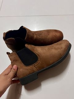 Chelsea suede ankle boots