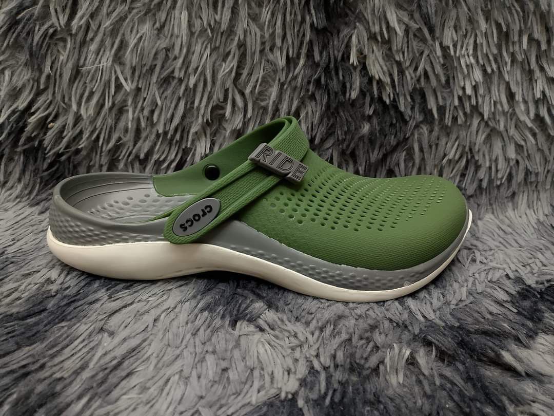 Crocs Literide 360 for men (Category: Slippers & Slides) located in Manila. Submitted by khielnatha80123 (Listing ID 1298916614, Image 1). Description: men 7-11.