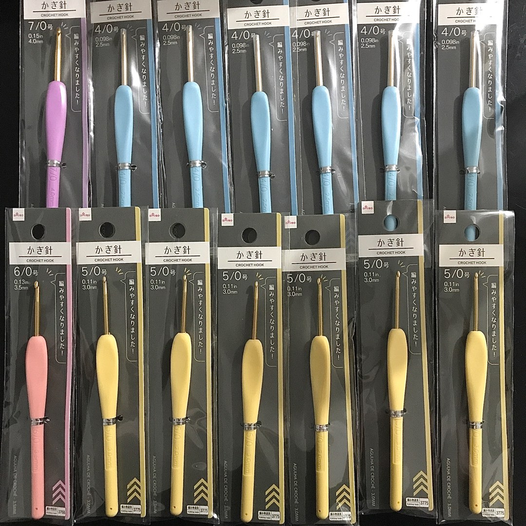 Daiso Japan Crochet Hooks, Hobbies & Toys, Stationary & Craft, Craft