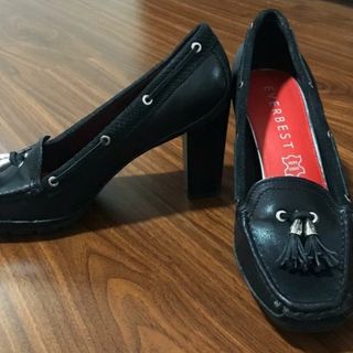 (Kategori: ) berada di . Dikirim oleh celvya (ID iklan 1298951339, Gambar 1). Deskripsi: .