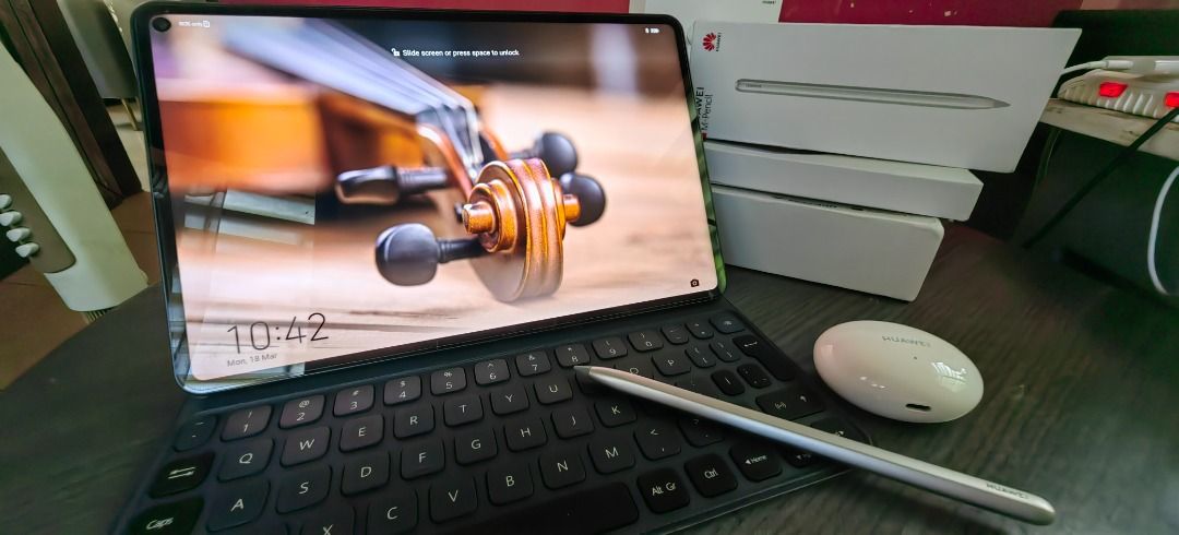 HUAWEI MATEPAD PRO (BUNDLE) (Category: Android) located in Puerto Princesa. Submitted by littlemissiqah (Listing ID 1298841862, Image 1). Description: HUAWEI MATEPAD PRO 2019 (Global Release 2020) WITH BRAND-NEW HUAWEI CHARGER CAN CONNECT TO WIFI AND WITH SIM CARD SLOT WITH BUNDLE FREEBIES WORTH PHP 13,834.00 ORIGINAL HUAWEI KEYBOARD & BOX @ Php 9,136.00 current market price. ORIGINAL HUAWEI M PENCIL IN GRAY COLOR (1ST GEN) @ 1,699.00 current mar