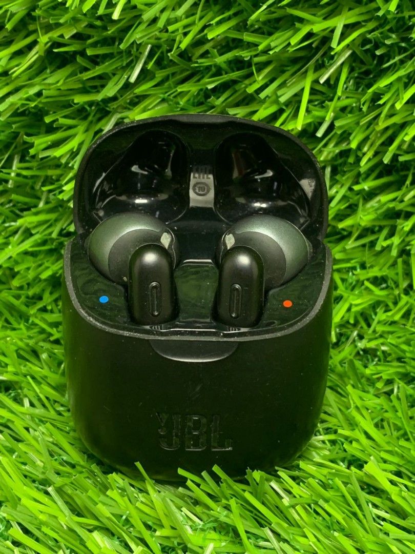 JBL EARBUDS TUNE225TWS, Audio, Earphones on Carousell