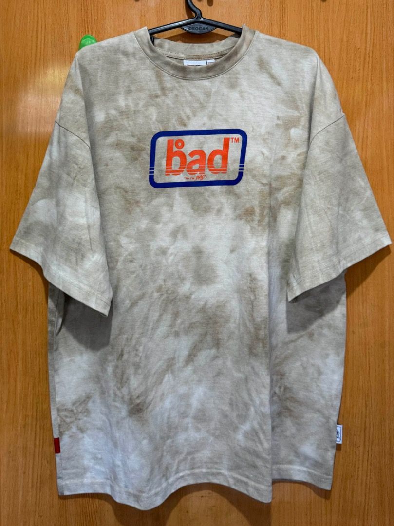 Korean Shirt (Category: Tshirts & Polo Shirts ) located in Pasig City. Submitted by dranier (Listing ID 1298860311, Image 1). Description: Korean Shirt Bad in Bad Brand Size Medium Oversized look 28x22.5.