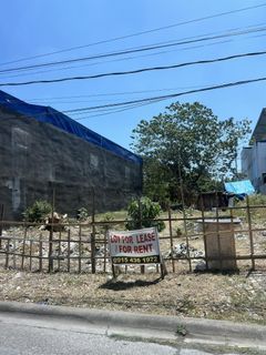 Lot for rent/leased 312 sq meter. @ bankers village 1 traders ave. Barangay 171
✔️Good for bodega/warehouse/parking etc.