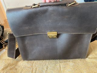 （分類：）位於 。 由 alfyp 提交（商品編號 1298862854，圖片 1）。簡介： 。