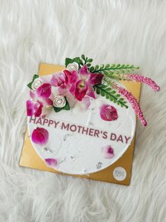 Mother's Day Collection 2024 Collection item 2