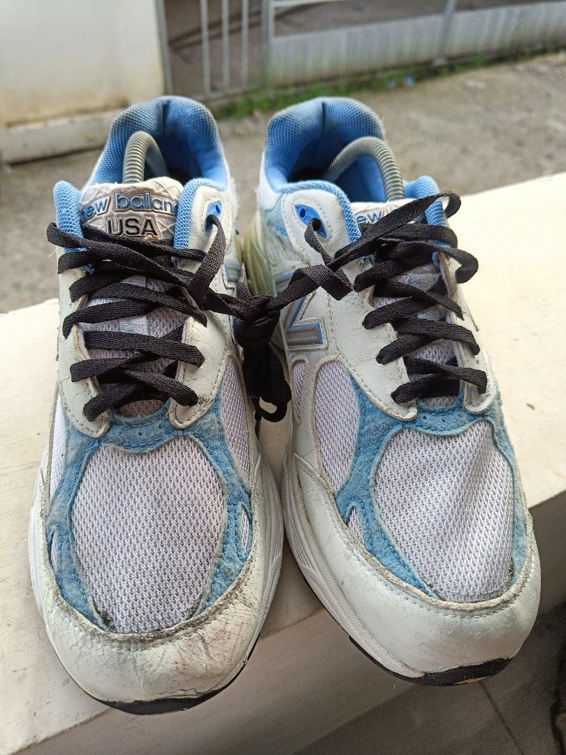NB W990 Fesyen Pria Sepatu Sneakers di Carousell
