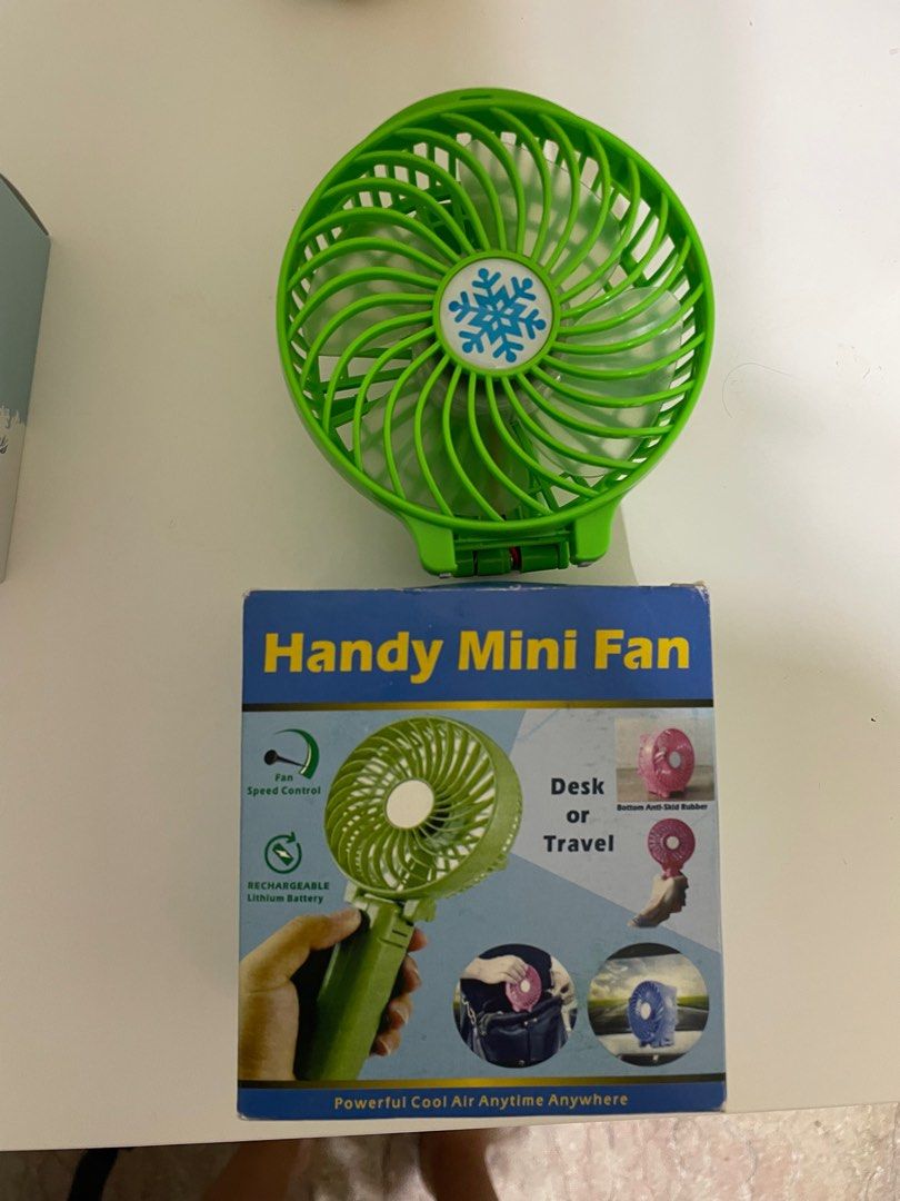 Mini Fan Merch Portable Fan, Hobbies & Toys, Memorabilia & Collectibles, Fan ...