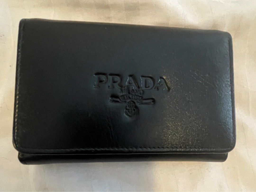 Prada purse (Category: Women's Bags & Wallets) located in Elwood. Submitted by 1clasyldy (Listing ID 1298818950, Image 1). Description: Black Prada ladies wallet brand new .