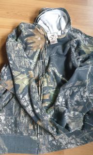 (Category: ) located in . Submitted by muzarith0182487 (Listing ID 1298867440, Image 1). Description: .