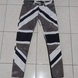 (Kategori: ) berada di . Dikirim oleh sneakersvibe (ID iklan 1298920782, Gambar 1). Deskripsi: .