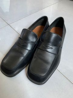 Salvatore Ferragamo leather shoes