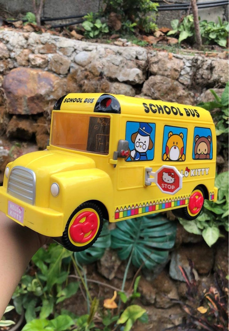 SANRIO HELLO KITTY SCHOOL BUS TOY Hobbies Toys Toys Games on Carousell