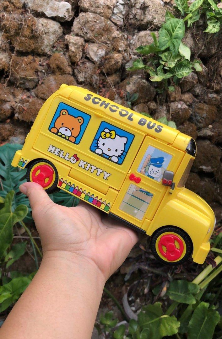 Hello kitty school bus toy cheap