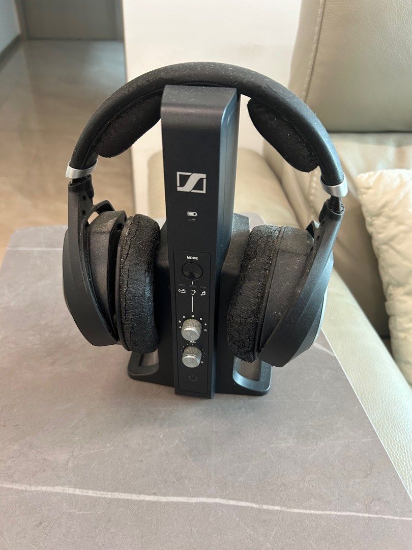 Sennheiser RS 195-U Wireless Headphones System for TV Home
