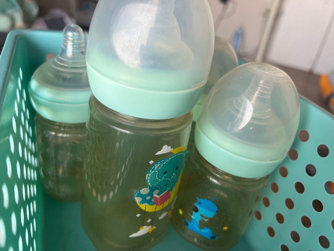 Take all (Category: Breastfeeding & Bottle Feeding) located in Quezon City. Submitted by mid20 (Listing ID 1298857620, Image 1). Description: Take all 300 Marcus marcus.