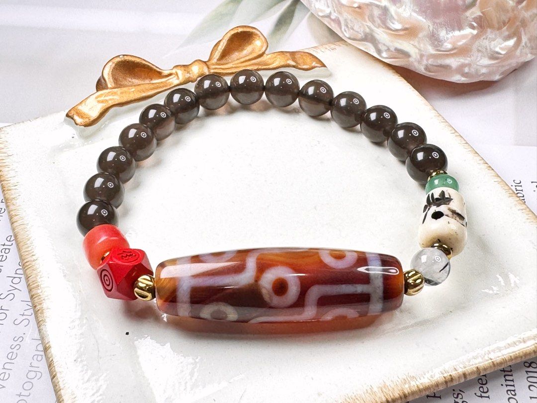 Tibetan Dzi Beads Nine Eyed Dzi Beads 藏传老矿九眼天珠40.7