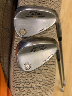 Used Titleist Golf Set of Mens Wedge 52&56