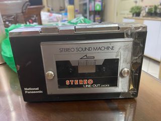 Vintage National Panasonic RS-J3 Stereo Sound Machine Cassette Player 1980 - DEFECTIVE / PARTS ONLY not Sony Walkman