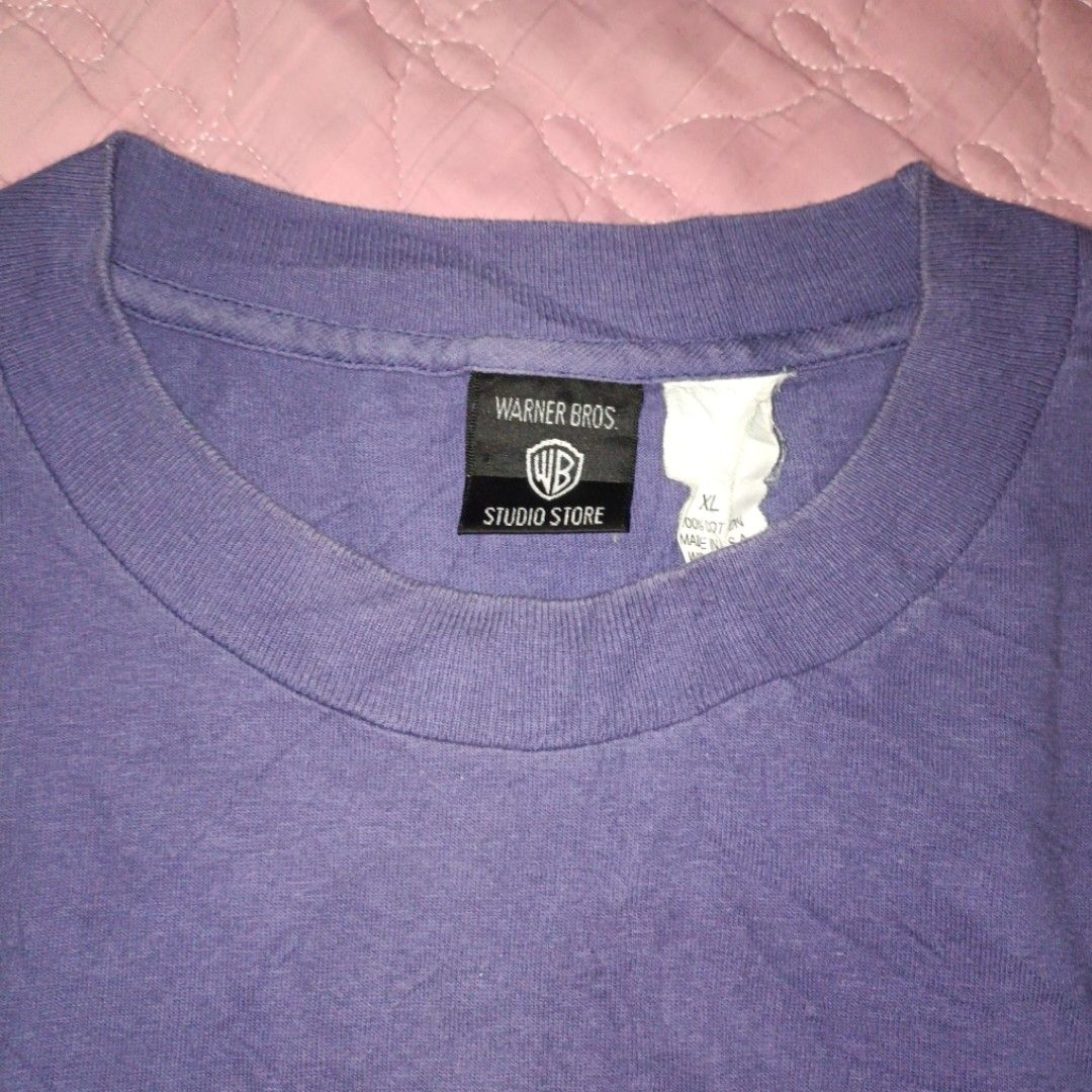VTG Warner Bros. Shirt (Category: Tshirts & Polo Shirts ) located in General Santos City (Dadiangas). Submitted by Serde (Listing ID 1298366038, Image 3). Description: VTG Warner Bros. Tshirt Large to XL (24x31) Excellent Issue: None.