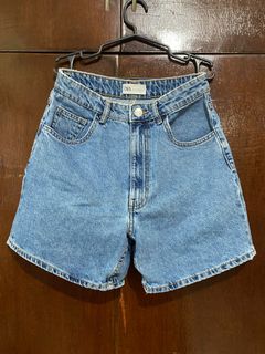 (Category: ) located in . Submitted by elisprel0ved (Listing ID 1298881314, Image 1). Description: .