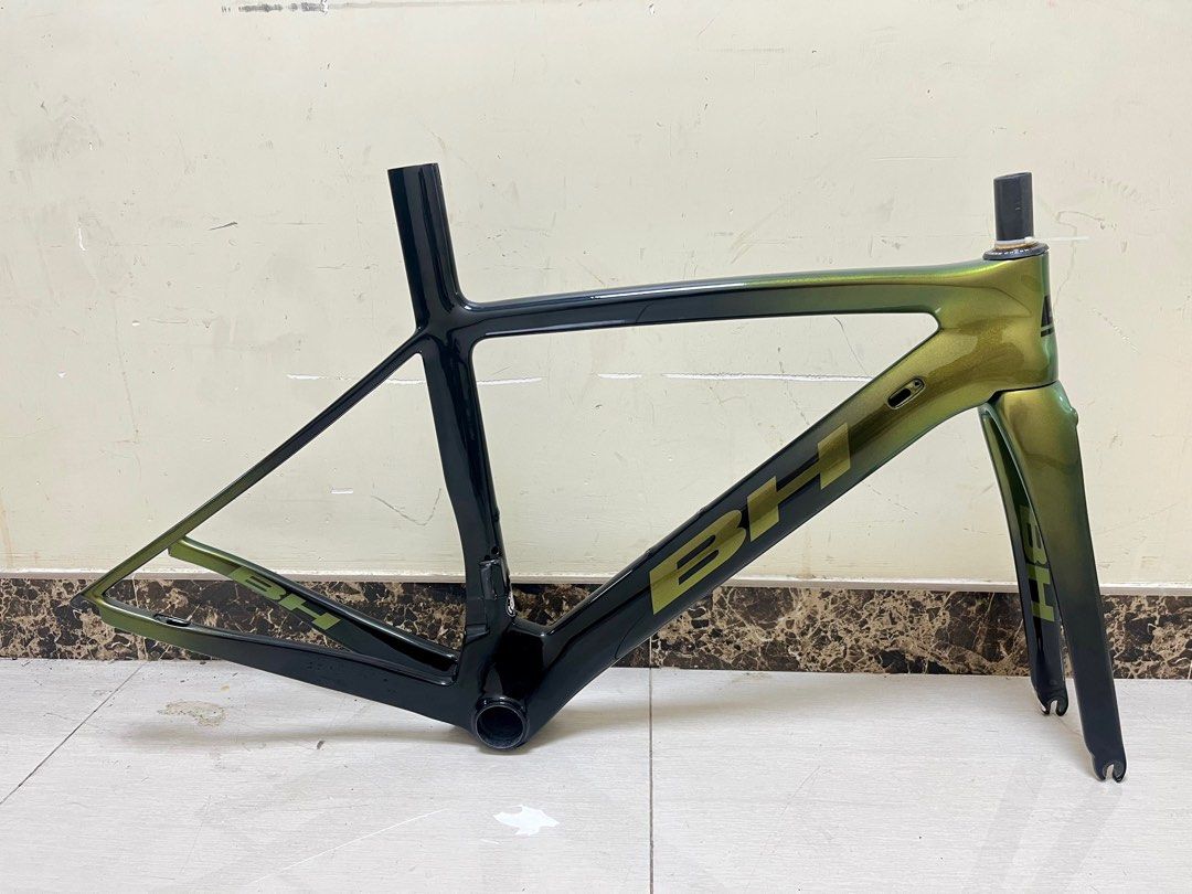 100%全新西班牙BH G6 Pro 頂級破風公路車架Rim brake, 運動產品, 單車及配件, 單車- Carousell