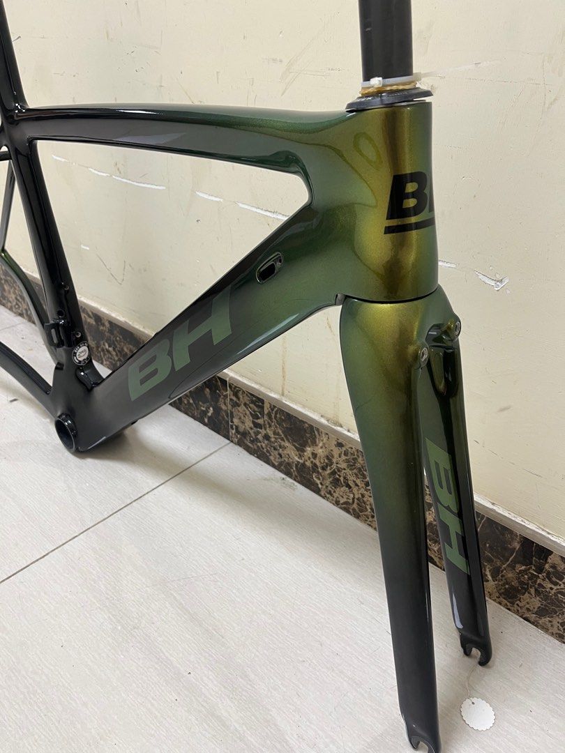 100%全新西班牙BH G6 Pro 頂級破風公路車架Rim brake, 運動產品, 單車及配件, 單車- Carousell