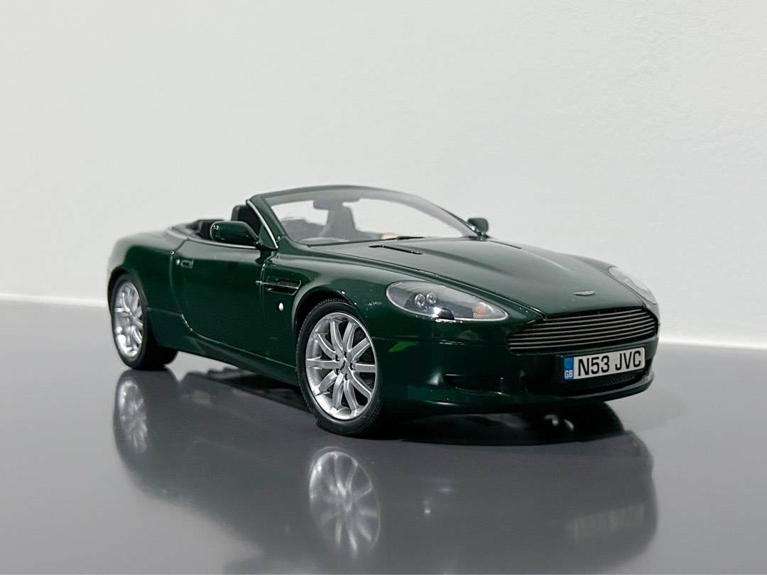 118_minichamps_2004_aston_mart