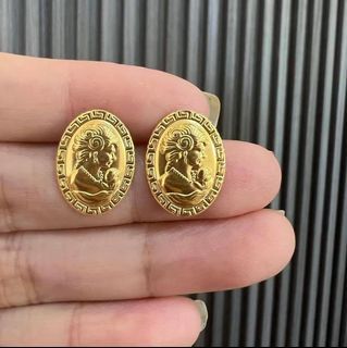 18K Gold Cameo Earrings