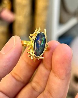 9 karat gold antique black opal ring