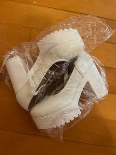 （分類：）位於 。 由 gentlestorm_3a2f5f 提交（商品編號 1299104713，圖片 1）。簡介： 。