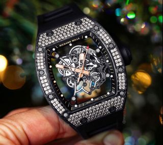 (Category: ) located in . Submitted by skswatches90 (Listing ID 1299098235, Image 1). Description: .
