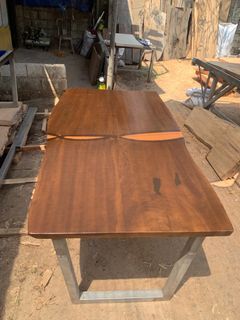 Acacia Dining Table Live Edge 8 seaters