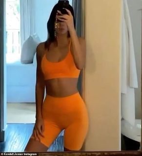 ALO Yoga Orange Kendall Set
