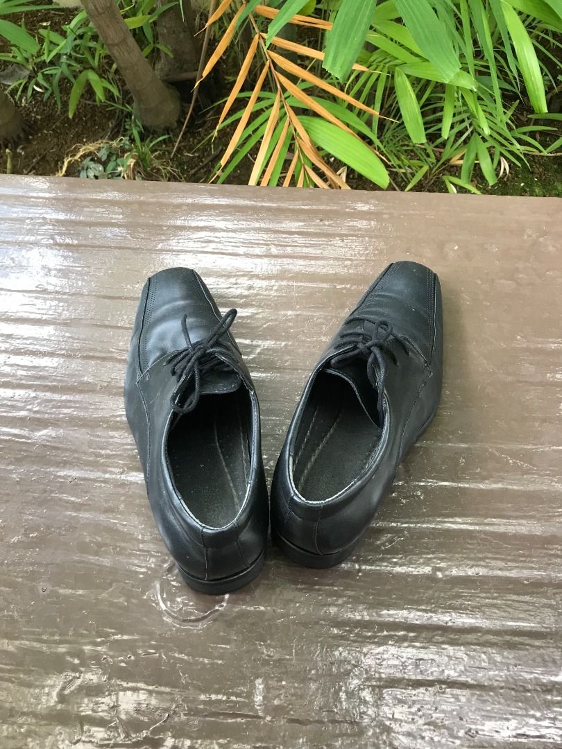 Bata black leather shoes Size EU 39. In good condition. Men s Fashion Footwear Dress Shoes on Carousell