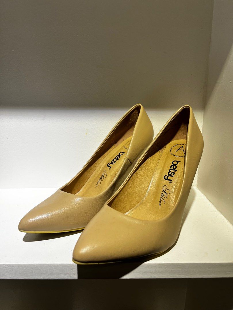 Betsy Heels (Category: Heels) located in Tacloban City. Submitted by khesslycoleen (Listing ID 1298973799, Image 1). Description: Ship through LBC :).