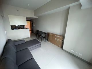 BGC Uptown parksuites  two bedrooms for rent