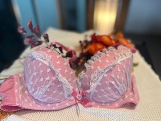 （分類：）位於 。 由 murielli 提交（商品編號 1299062074，圖片 1）。簡介： 。