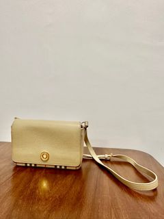 （分類：）位於 。 由 rosamra 提交（商品編號 1299010179，圖片 1）。簡介： 。