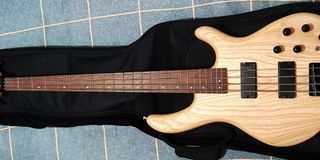 Cort Action DLX AS 4 String Bass