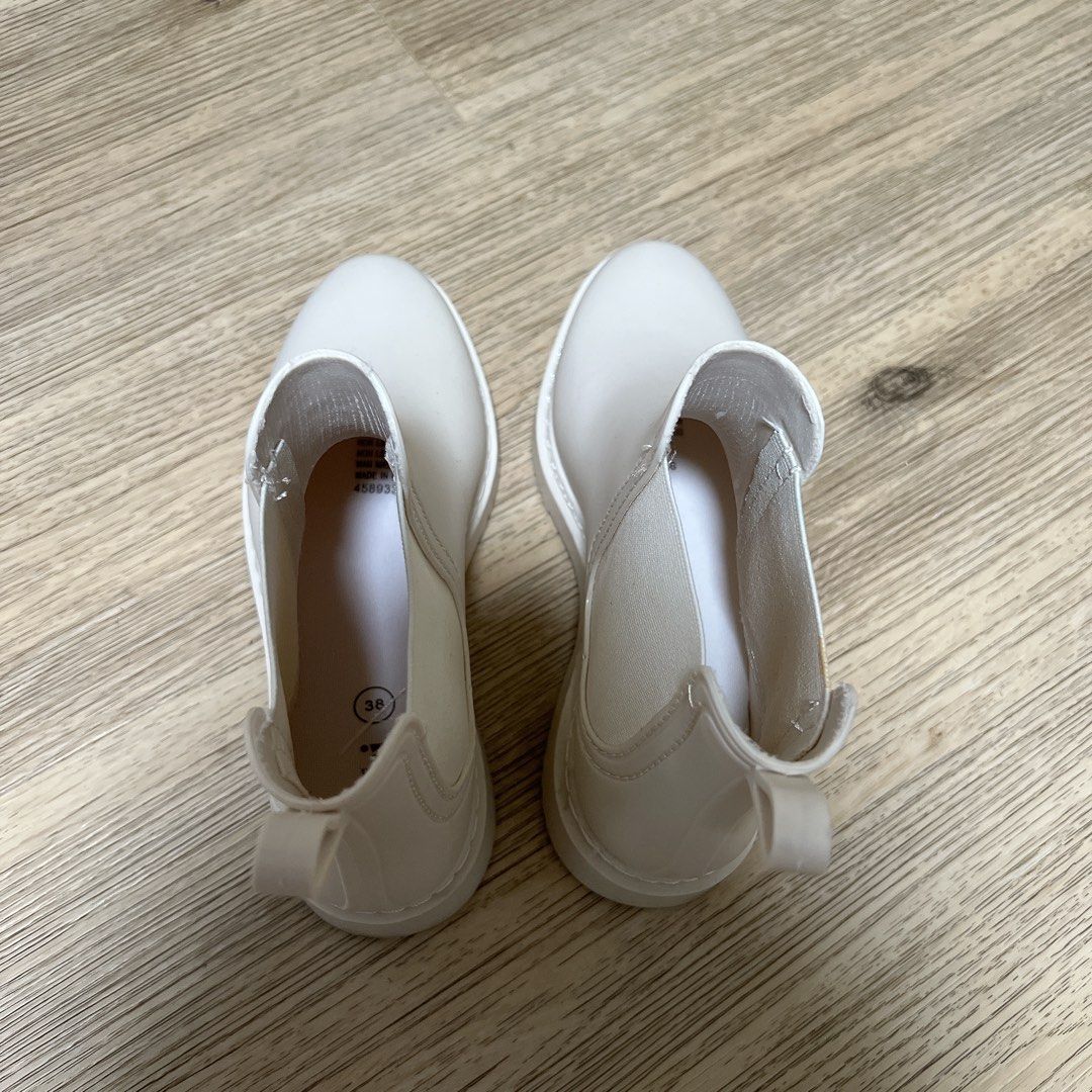 Cotton on white boots top