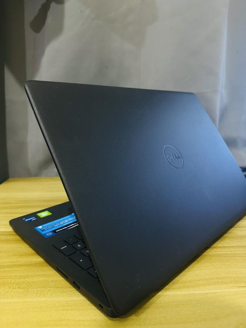 PC portable reconditionné inspiron 15 3501 - i5-1135G7 - 8Go - 240 Go SSD - 15.6 FHD - W11