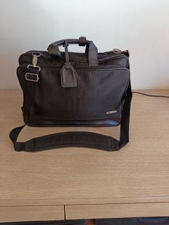 Delsey briefcase laptop travel bag